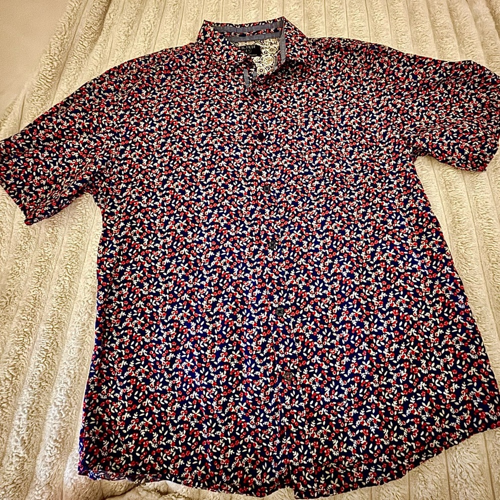 Men's Navy Short-Sleeve Button-Down Shirt with Red and White Floral Print